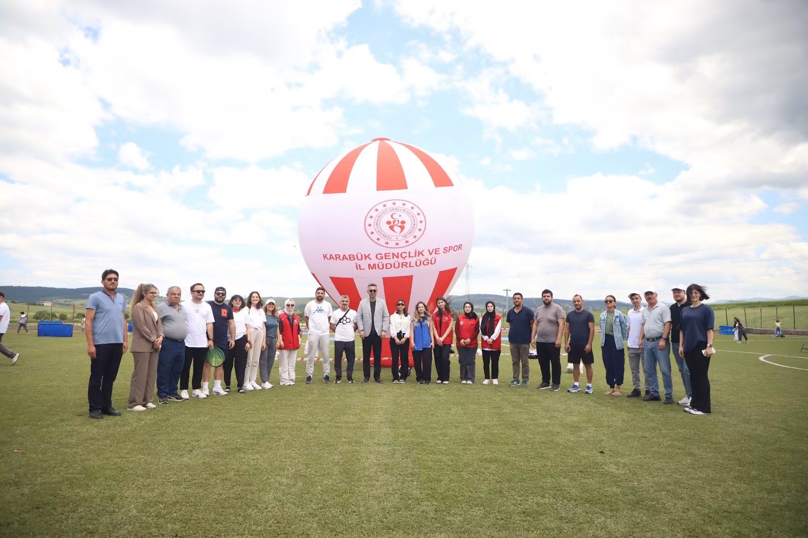 EFLANİ’DE GENÇLİK VE SPOR FESTİVALİ YOĞUN KATILIMLA GERÇEKLEŞTİRİLDİ