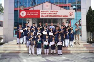 SAYOKAN TÜRKİYE ŞAMPİYONASI’NDA BAŞARI ELDE EDEN SPORCULARDAN İL MÜDÜRÜ COŞKUN GÜVEN’E ZİYARET