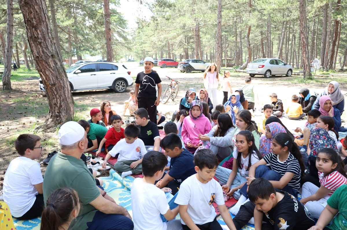 İL MÜFTÜLÜĞÜNDEN GENÇLERE YÖNELİK PİKNİK PROGRAMI