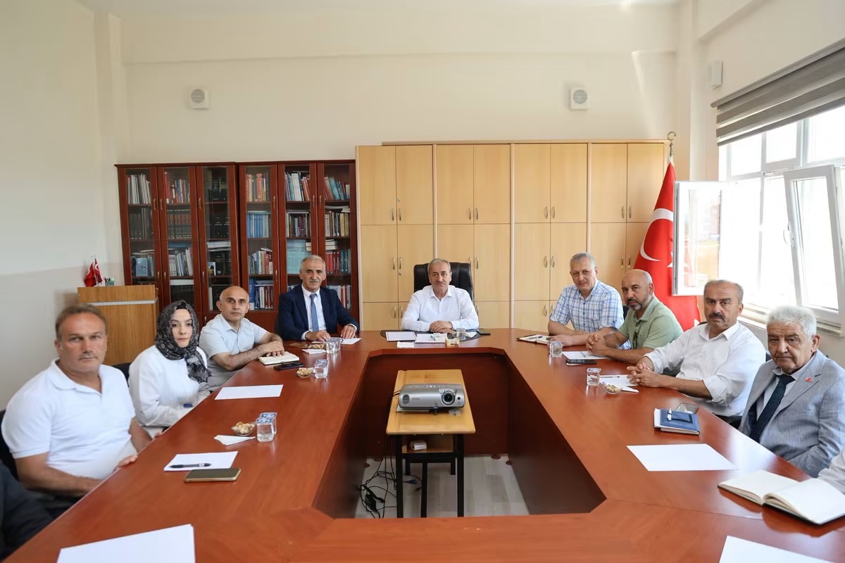 İlçe Millî Eğitim Müdürleri Kurulu Toplantısı Eflani’de Gerçekleştirildi
