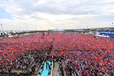 Türk Siyasi Tarihindeki Çeyrek Asırlık Öykü AK Parti 25 Yaşında
