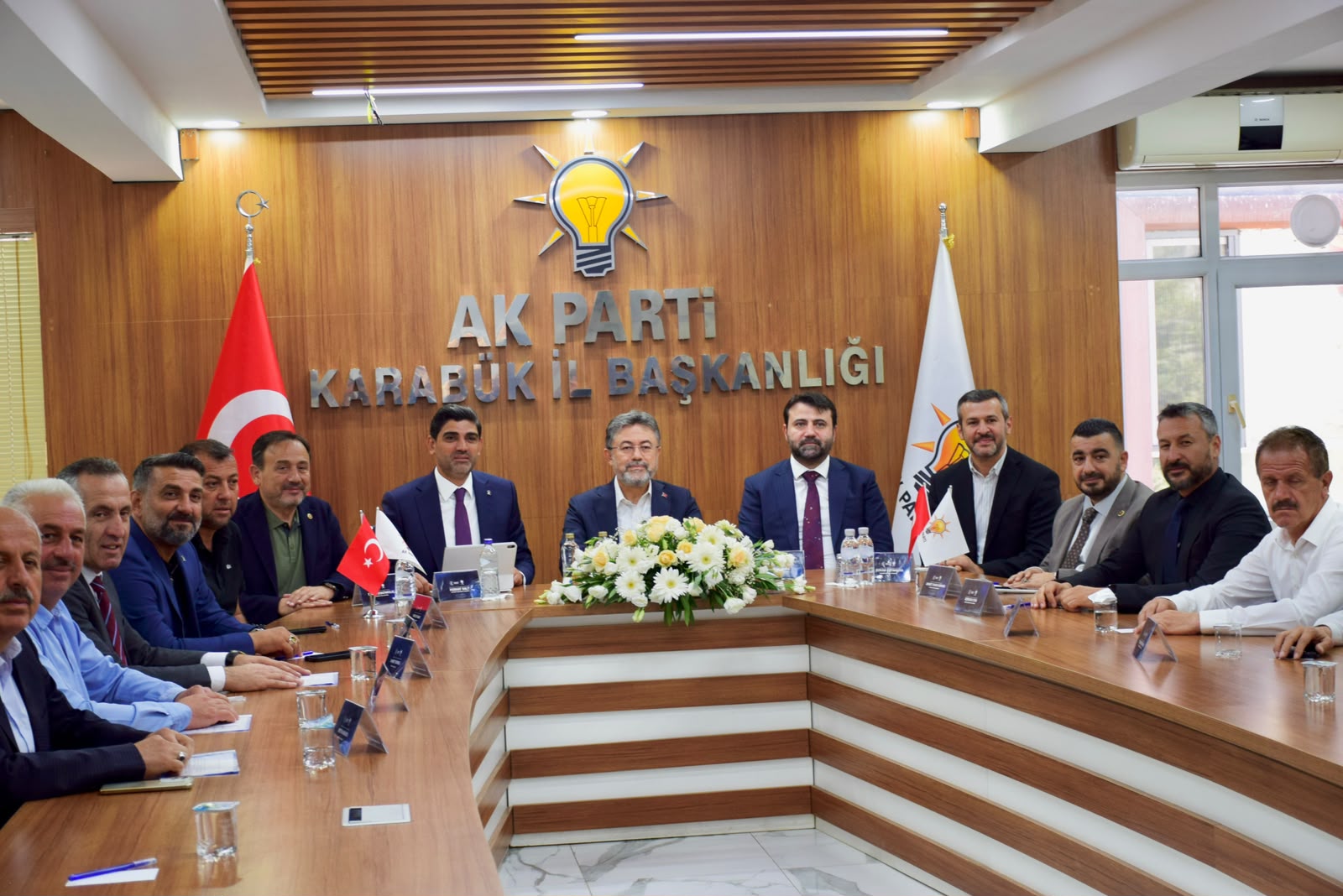 Tarım ve Orman Bakanı Yumaklı, AK Parti Karabük Teşkilatını Ziyaret Etti
