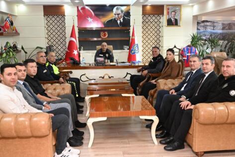 İl Emniyet Müdürlüğünde Görevli Gazi Personeller Emniyet Müdürü Ahmet Cansever’i Ziyaret Etti