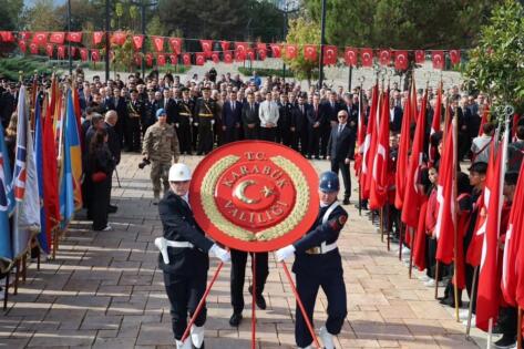 29 Ekim Cumhuriyet Bayramı’mızın 103. Yıl Kutlamaları Çelenk Sunum Töreni İle Başladı